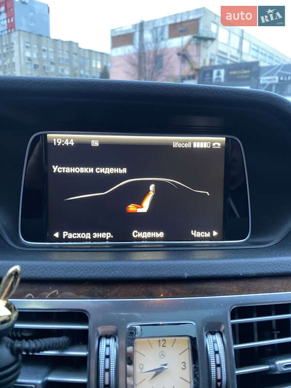 Седан Mercedes-Benz E-Class 2014 в Львове