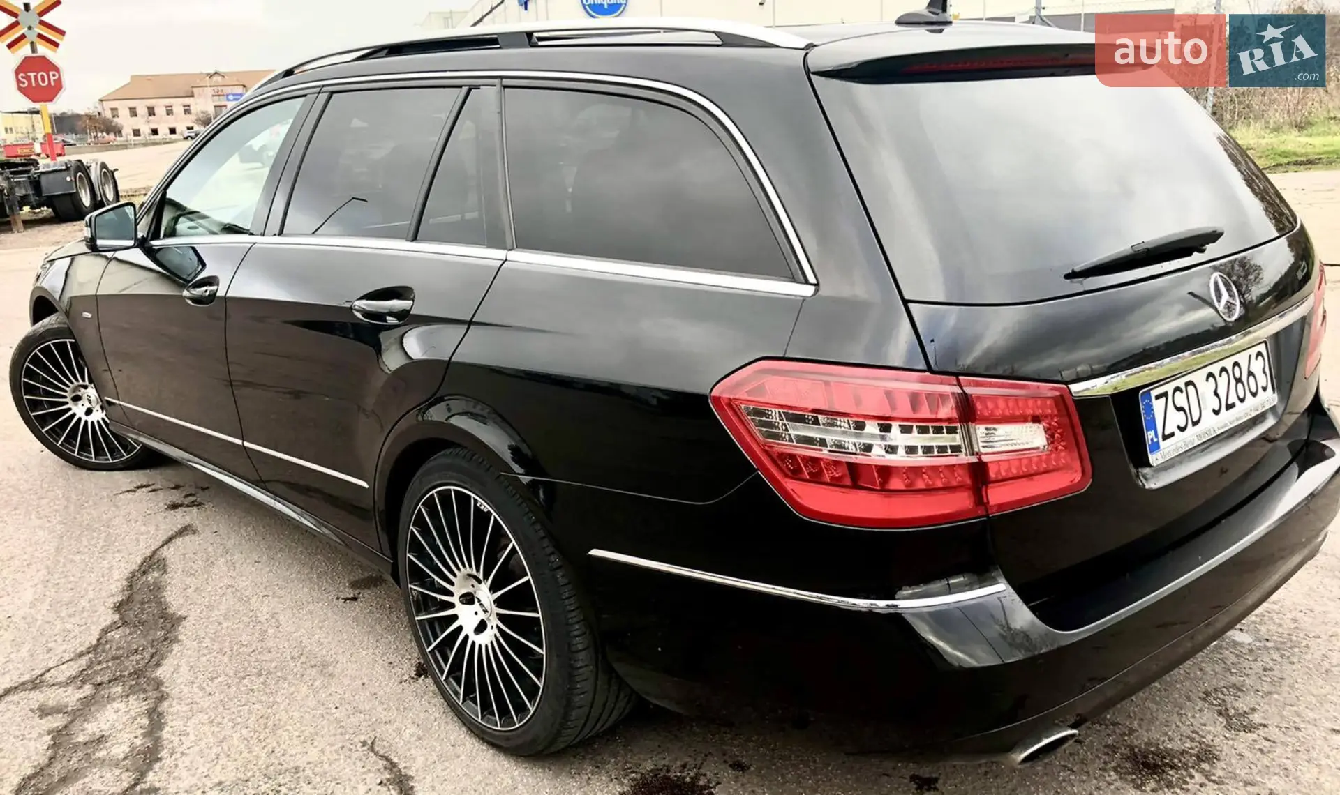 2010 Mercedes-Benz E-klasse - мініатюра 13