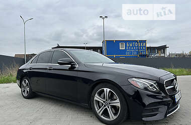 Седан Mercedes-Benz E-Class 2017 в 