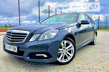 Универсал Mercedes-Benz E-Class 2010 в 