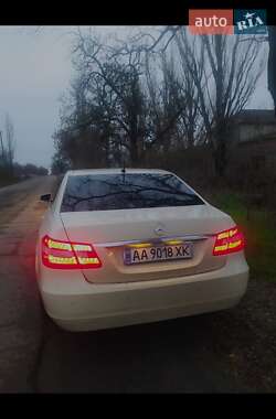 Седан Mercedes-Benz E-Class 2010 в Константиновке (Краматорского района)