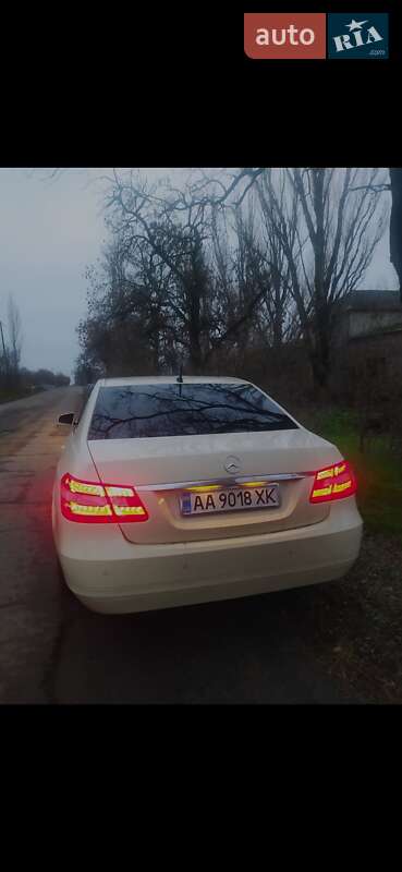 Седан Mercedes-Benz E-Class 2010 в Костянтинівці (Краматорського району)