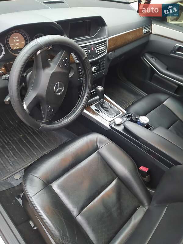 Седан Mercedes-Benz E-Class 2010 в Костянтинівці (Краматорського району)