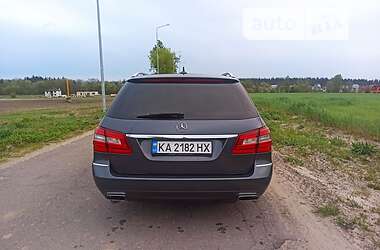 Універсал Mercedes-Benz E-Class 2011 в Києві