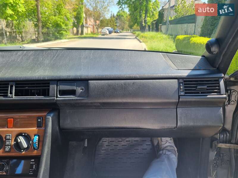 Седан Mercedes-Benz E-Class 1989 в Одессе фото 39 Седан Mercedes-Benz E-Class 1989 в Одессе