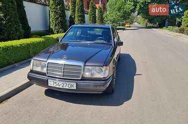 Седан Mercedes-Benz E-Class 1989 в 
