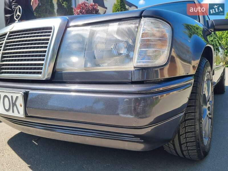 Седан Mercedes-Benz E-Class 1989 в Одессе фото 72 Седан Mercedes-Benz E-Class 1989 в Одессе