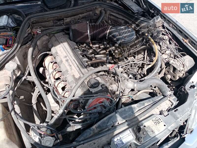 Седан Mercedes-Benz E-Class 1986 в Запоріжжі фото 7 Седан Mercedes-Benz E-Class 1986 в Запоріжжі