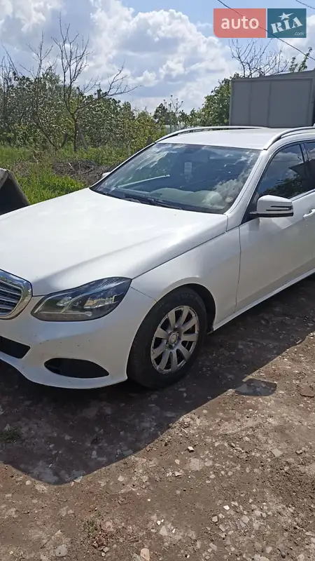 Mercedes-Benz E-Class 2016