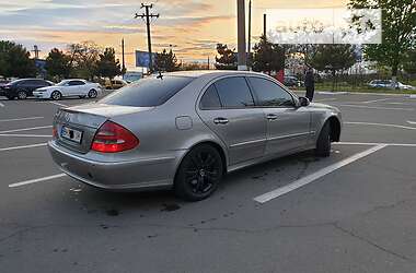 Седан Mercedes-Benz E-Class 2002 в 