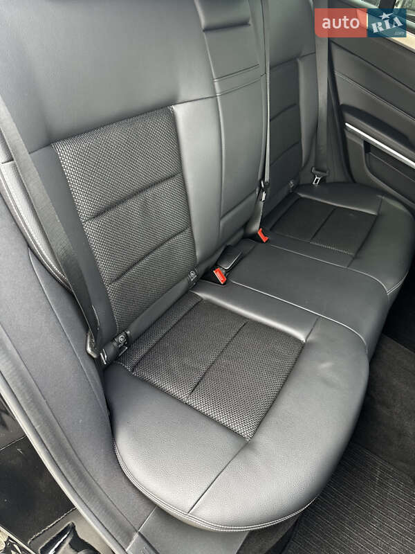 Универсал Mercedes-Benz E-Class 2016 в Черновцах фото 58 Универсал Mercedes-Benz E-Class 2016 в Черновцах