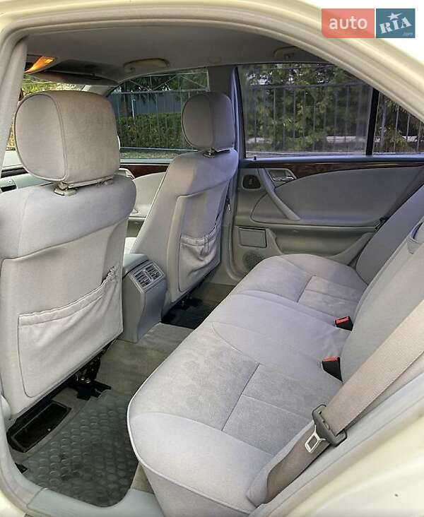 Седан Mercedes-Benz E-Class 2001 в Харкові