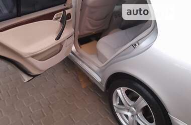 Седан Mercedes-Benz E-Class 2000 в 