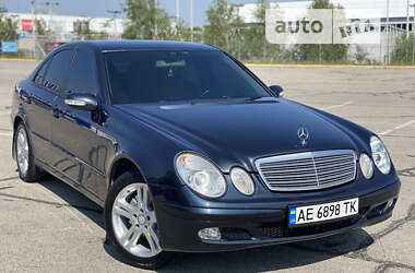 Седан Mercedes-Benz E-Class 2002 в Запорожье