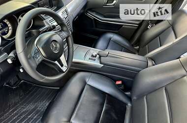 Седан Mercedes-Benz E-Class 2014 в Ивано-Франковске