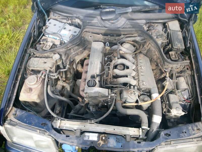 Седан Mercedes-Benz E-Class 1993 в Хмельницькому