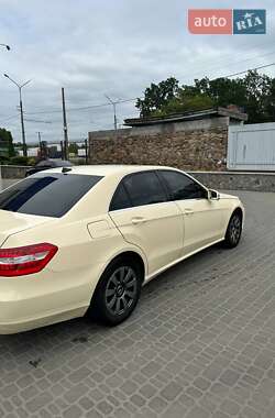 Седан Mercedes-Benz E-Class 2013 в 