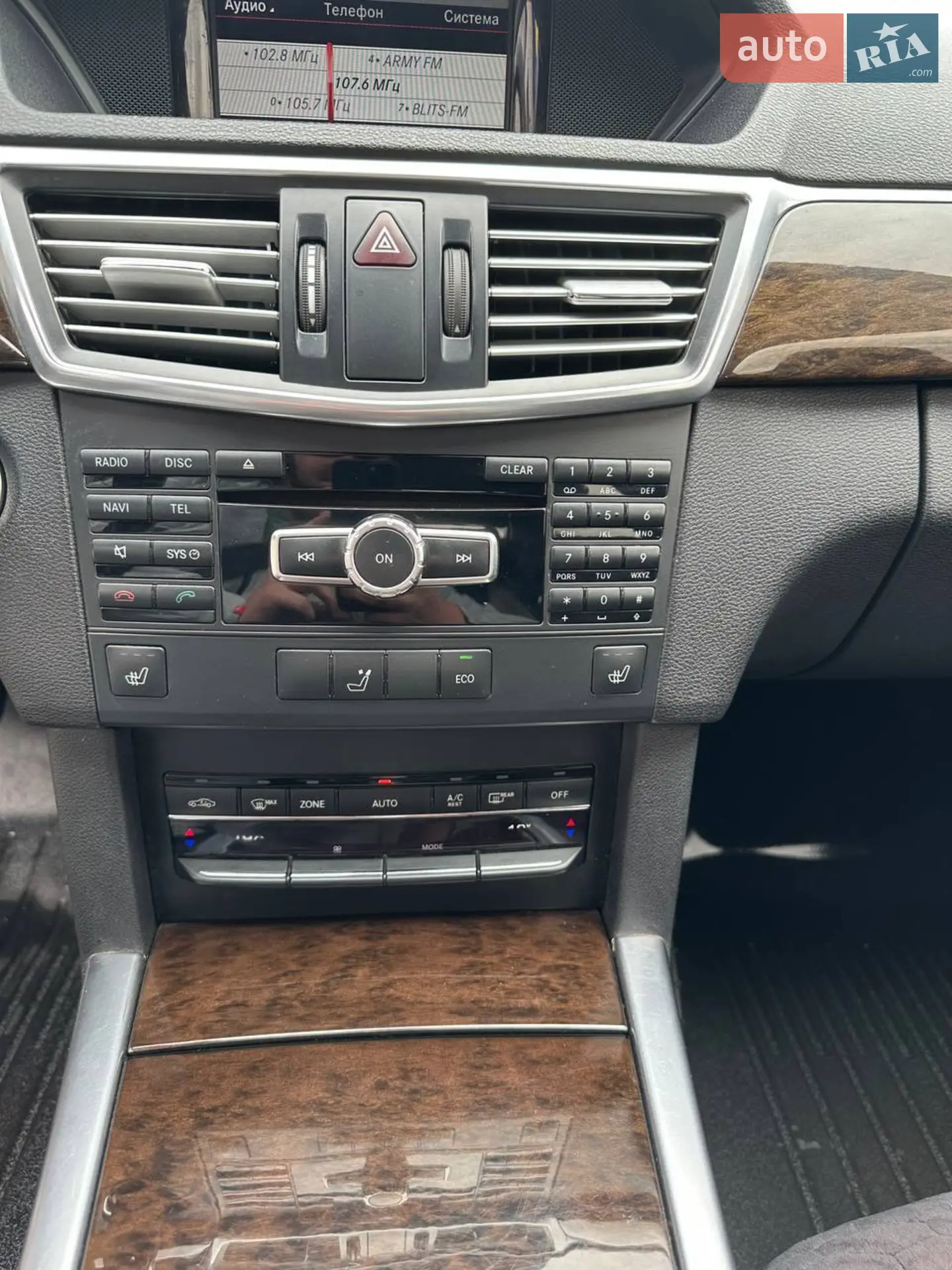 2013 Mercedes-Benz E-klasse - мініатюра 10