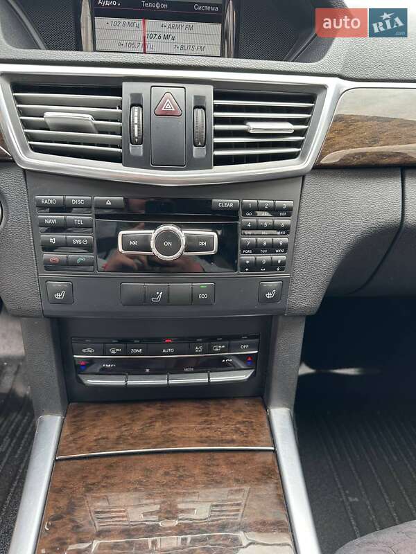 Седан Mercedes-Benz E-Class 2013 в Білій Церкві