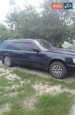 Универсал Mercedes-Benz E-Class 1987 в 