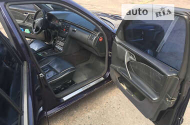 Седан Mercedes-Benz E-Class 2001 в 