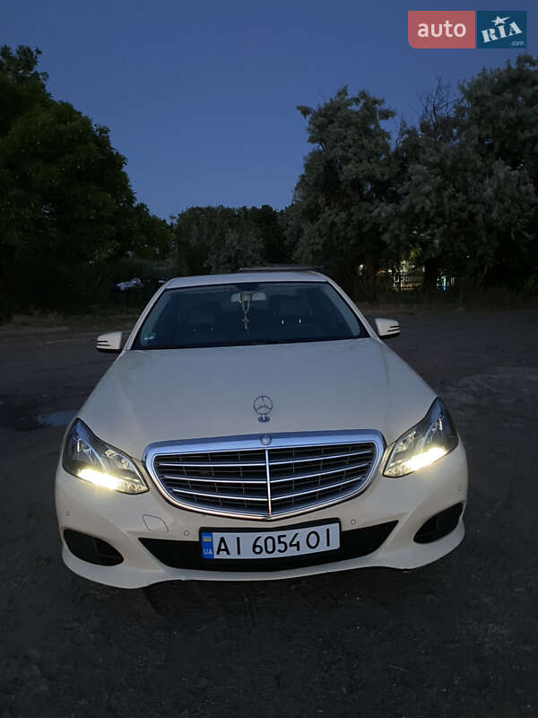 Седан Mercedes-Benz E-Class 2015 в Николаеве