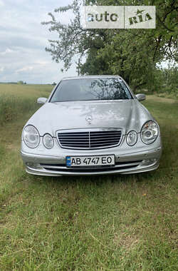 Седан Mercedes-Benz E-Class 2003 в Могилів-Подільському