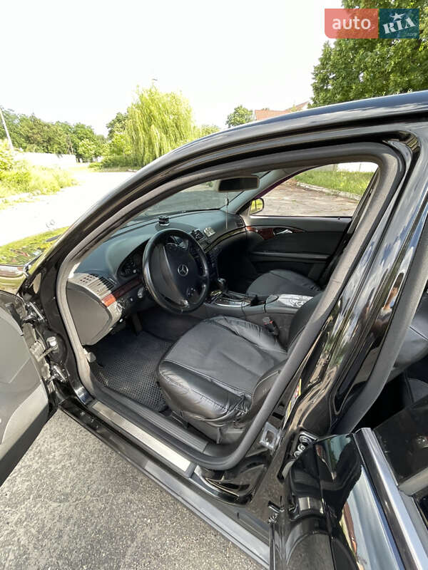 Седан Mercedes-Benz E-Class 2006 в Змиеве