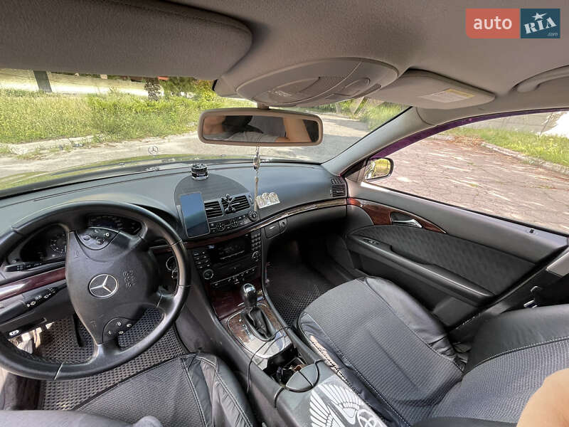 Седан Mercedes-Benz E-Class 2006 в Змиеве