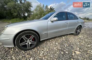 Седан Mercedes-Benz E-Class 2003 в 