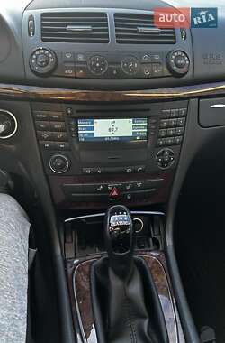 Седан Mercedes-Benz E-Class 2004 в 