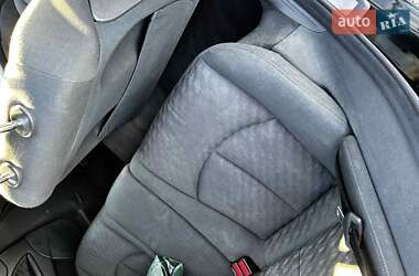 Седан Mercedes-Benz E-Class 2004 в 
