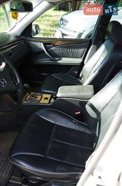 Універсал Mercedes-Benz E-Class 1999 в  фото 4 Універсал Mercedes-Benz E-Class 1999 в