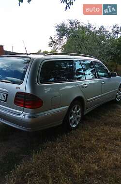 Універсал Mercedes-Benz E-Class 1999 в  фото 7 Універсал Mercedes-Benz E-Class 1999 в