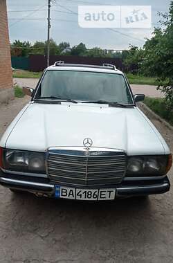 Универсал Mercedes-Benz E-Class 1982 в Кропивницком