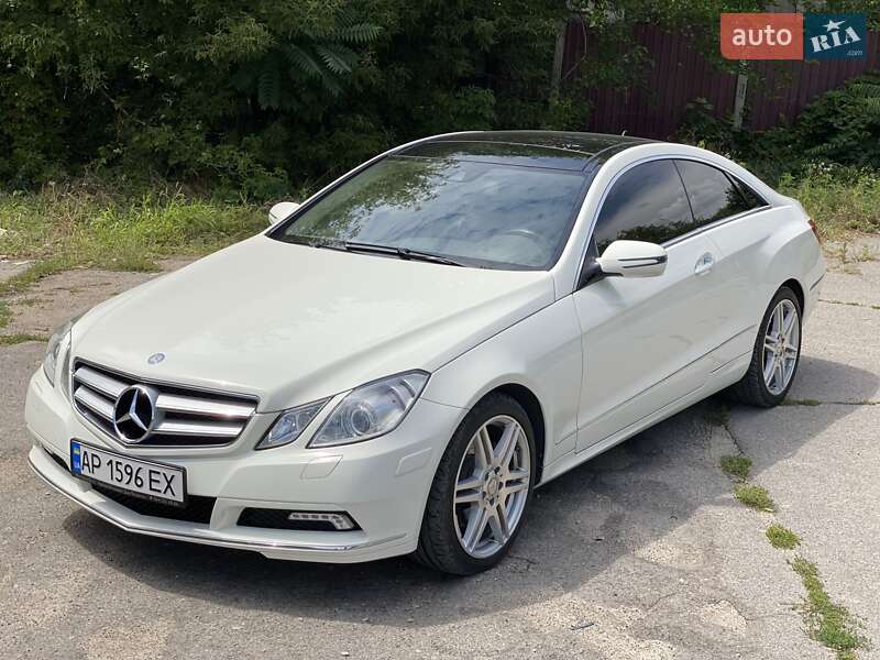 Купе Mercedes-Benz E-Class 2010 в Запорожье