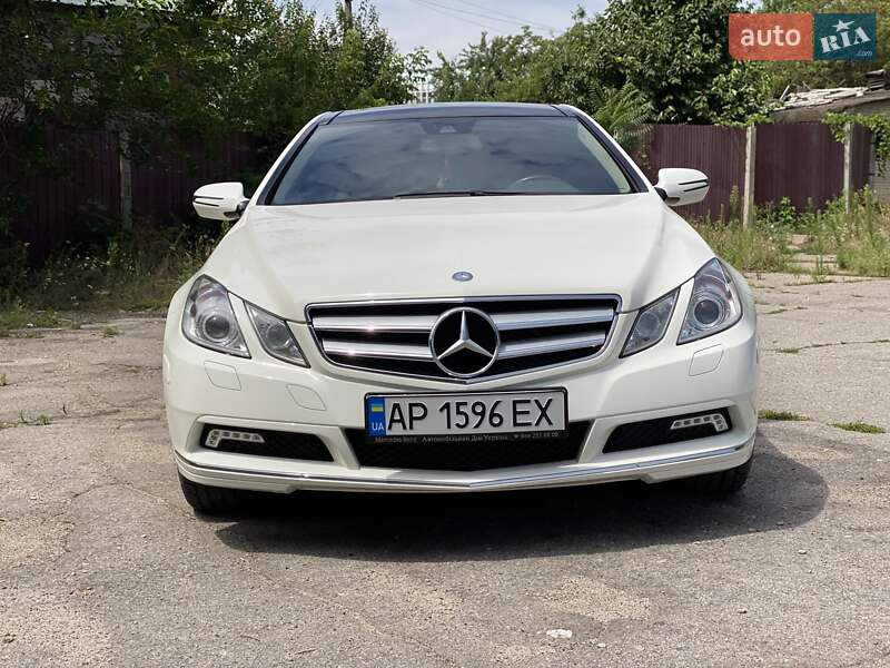 Купе Mercedes-Benz E-Class 2010 в Запорожье