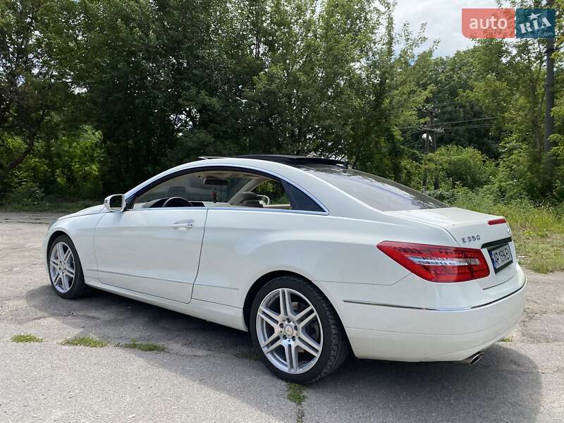 Купе Mercedes-Benz E-Class 2010 в Запорожье