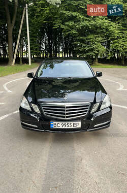 Седан Mercedes-Benz E-Class 2011 в 