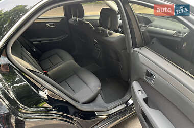 Седан Mercedes-Benz E-Class 2011 в 