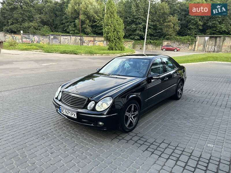 Седан Mercedes-Benz E-Class 2005 в Львове