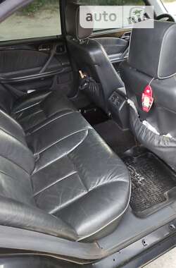 Седан Mercedes-Benz E-Class 2000 в 