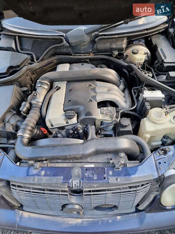 Седан Mercedes-Benz E-Class 1997 в Луцьку