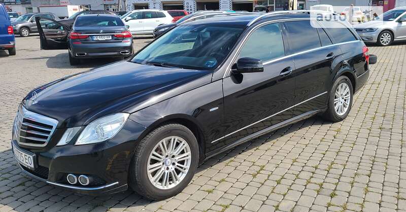 Універсал Mercedes-Benz E-Class 2010 в Чернівцях