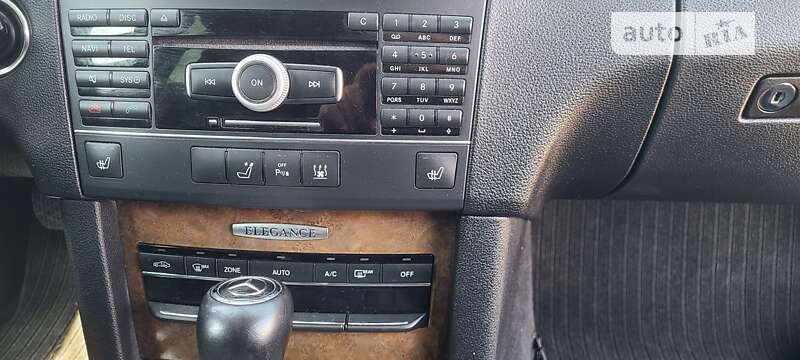 Універсал Mercedes-Benz E-Class 2010 в Чернівцях