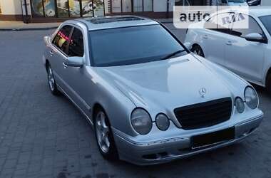 Седан Mercedes-Benz E-Class 2000 в Ивано-Франковске