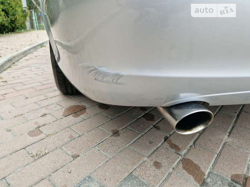 Седан Mercedes-Benz E-Class 2004 в Чернівцях