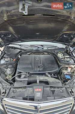 Універсал Mercedes-Benz E-Class 2011 в Луцьку