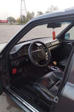 Седан Mercedes-Benz E-Class 1994 в 