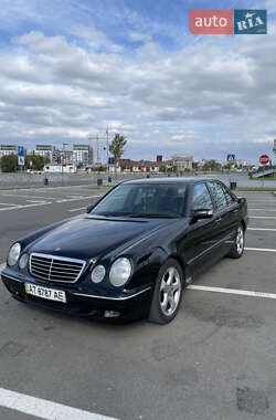 Седан Mercedes-Benz E-Class 2001 в Івано-Франківську